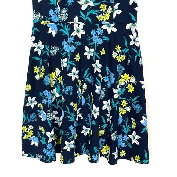 Draper James Elliston Floral Love Circle Dress - Picture 5 of 10